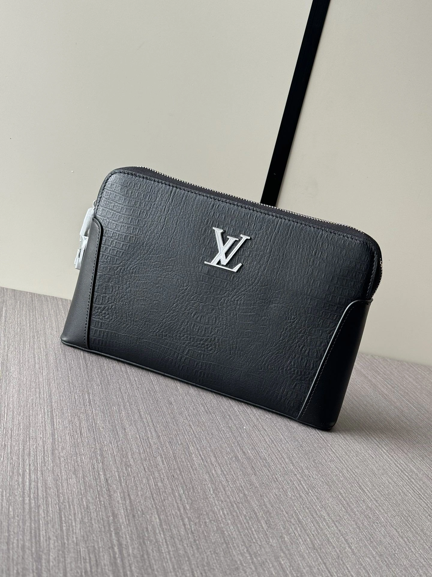 TechFriendly Mens Louis Vuitton Clutch Bags 92728