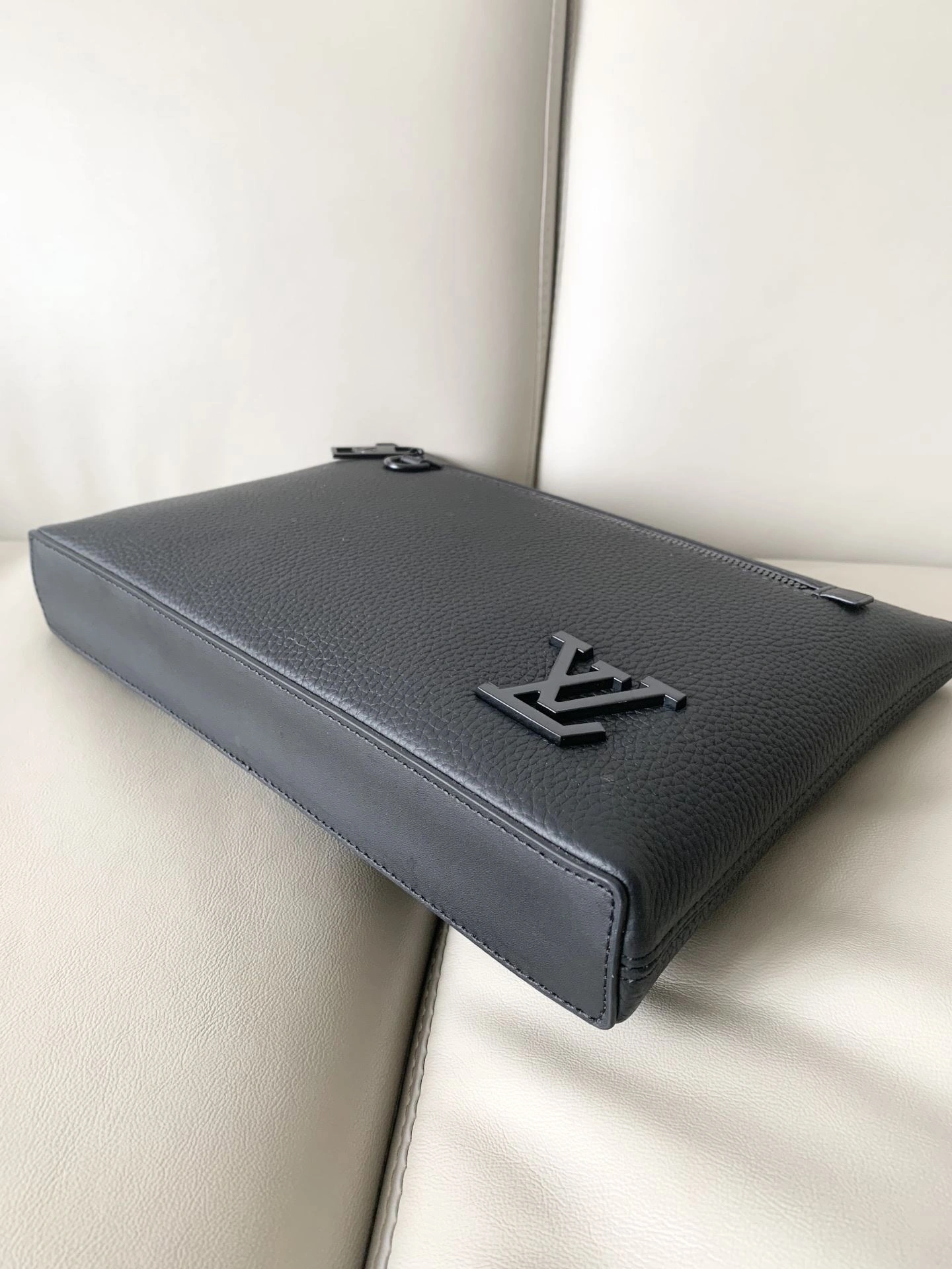 Mens Louis Vuitton Clutch Bags SmoothTexture 90606