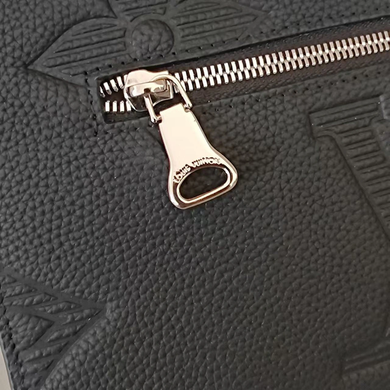 Mens Louis Vuitton Clutch Bags Original 92709