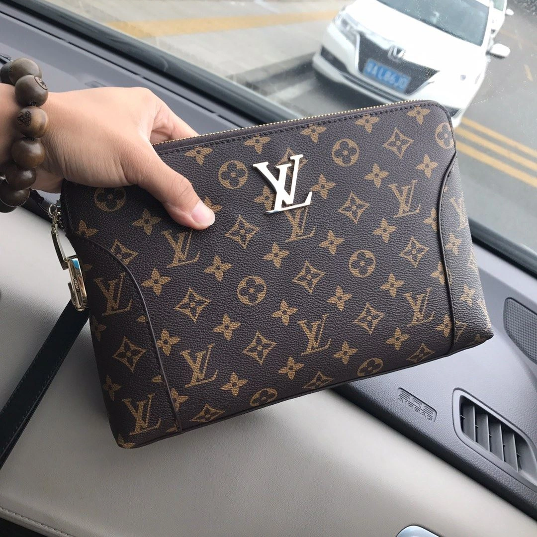 Mens Louis Vuitton Clutch Bags Flexible 92715
