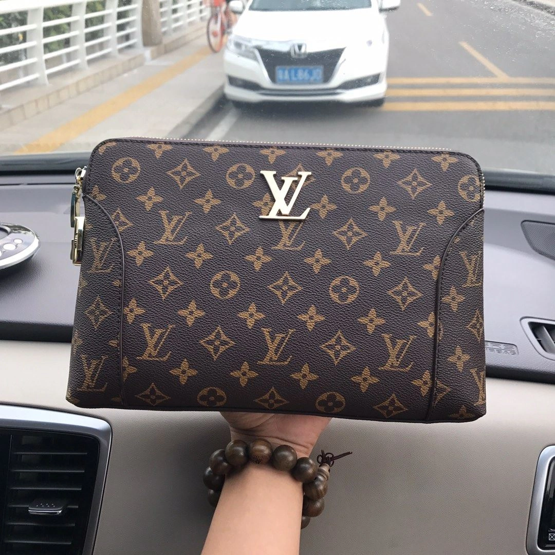 Mens Louis Vuitton Clutch Bags Flexible 92715