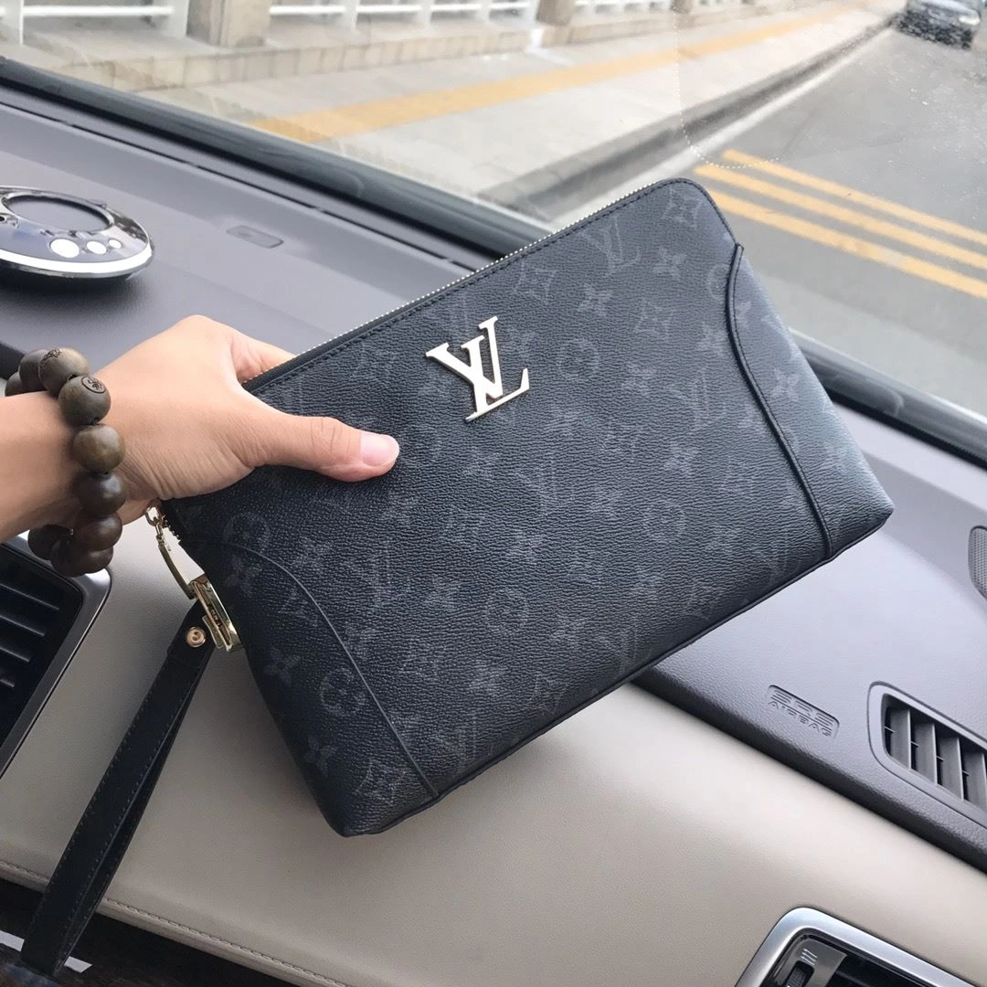 RelaxedFit Mens Louis Vuitton Clutch Bags 92721