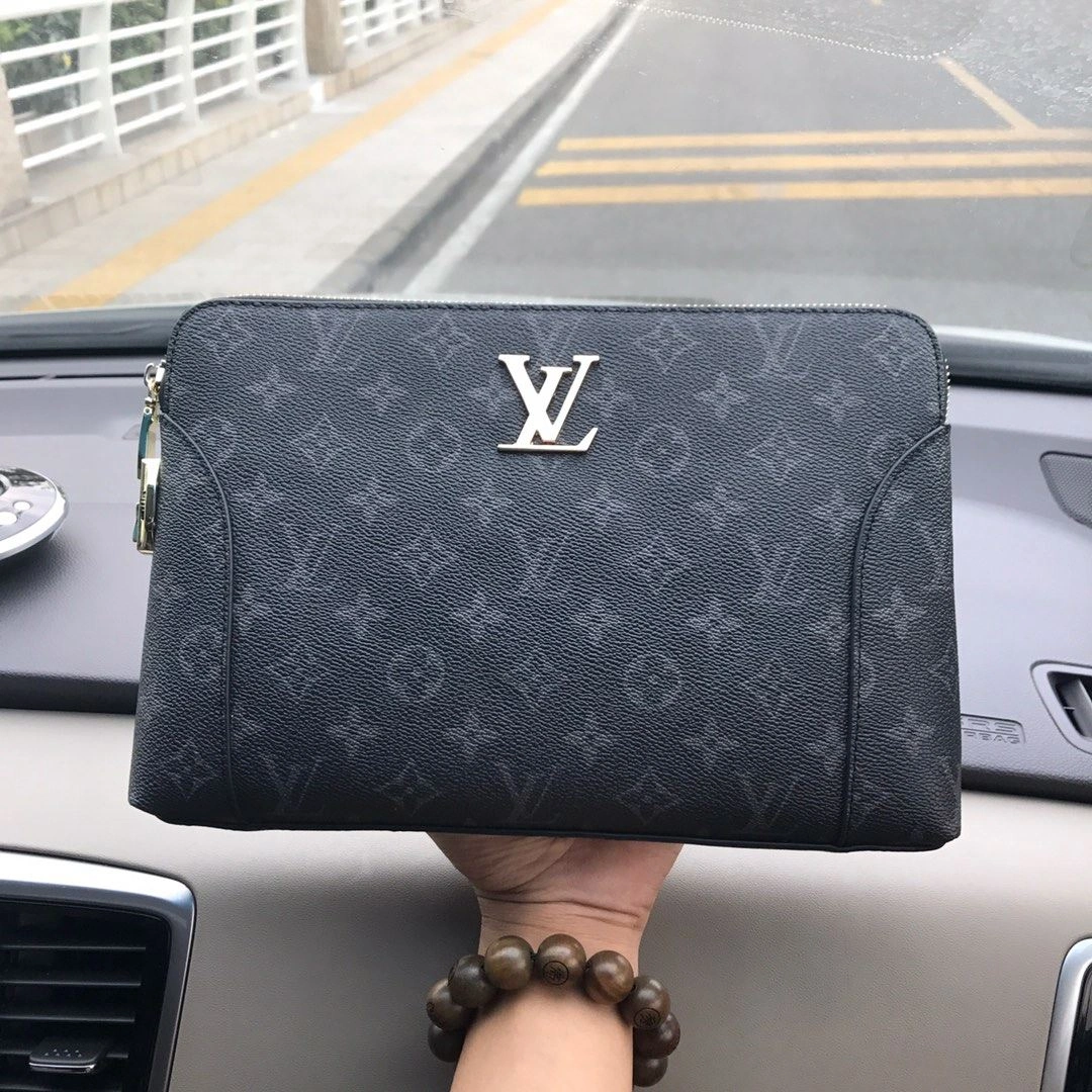 RelaxedFit Mens Louis Vuitton Clutch Bags 92721