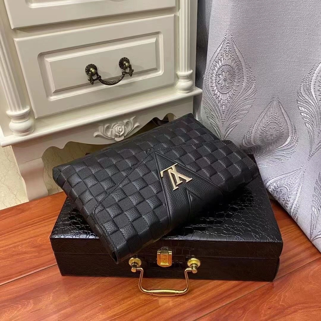 Mens Louis Vuitton Clutch Bags Timeless 92741