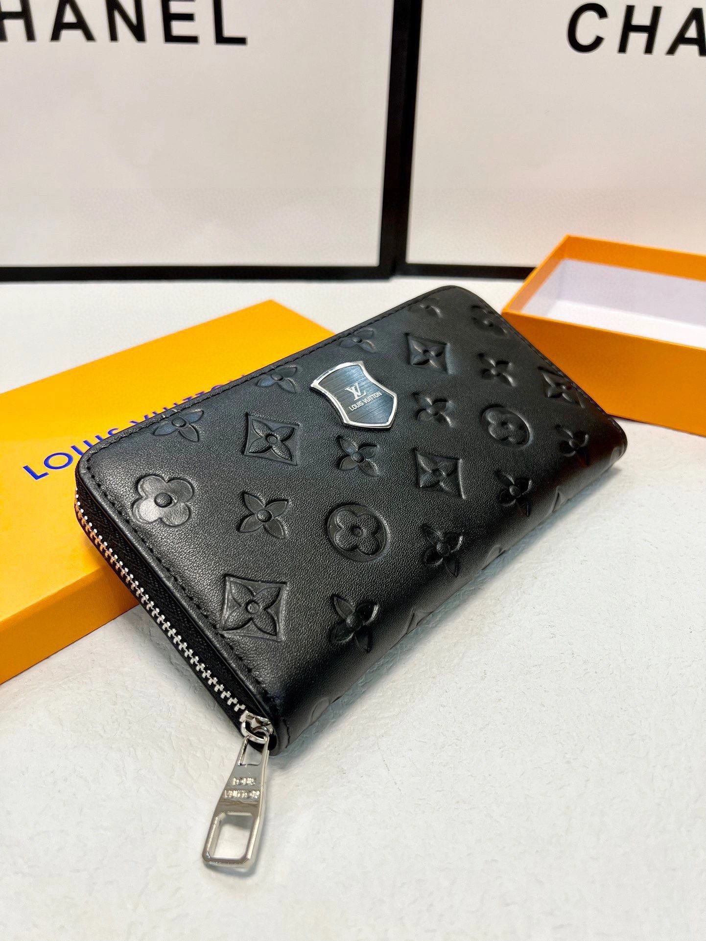 Mens Louis Vuitton Clutch Bags TravelReady 92716