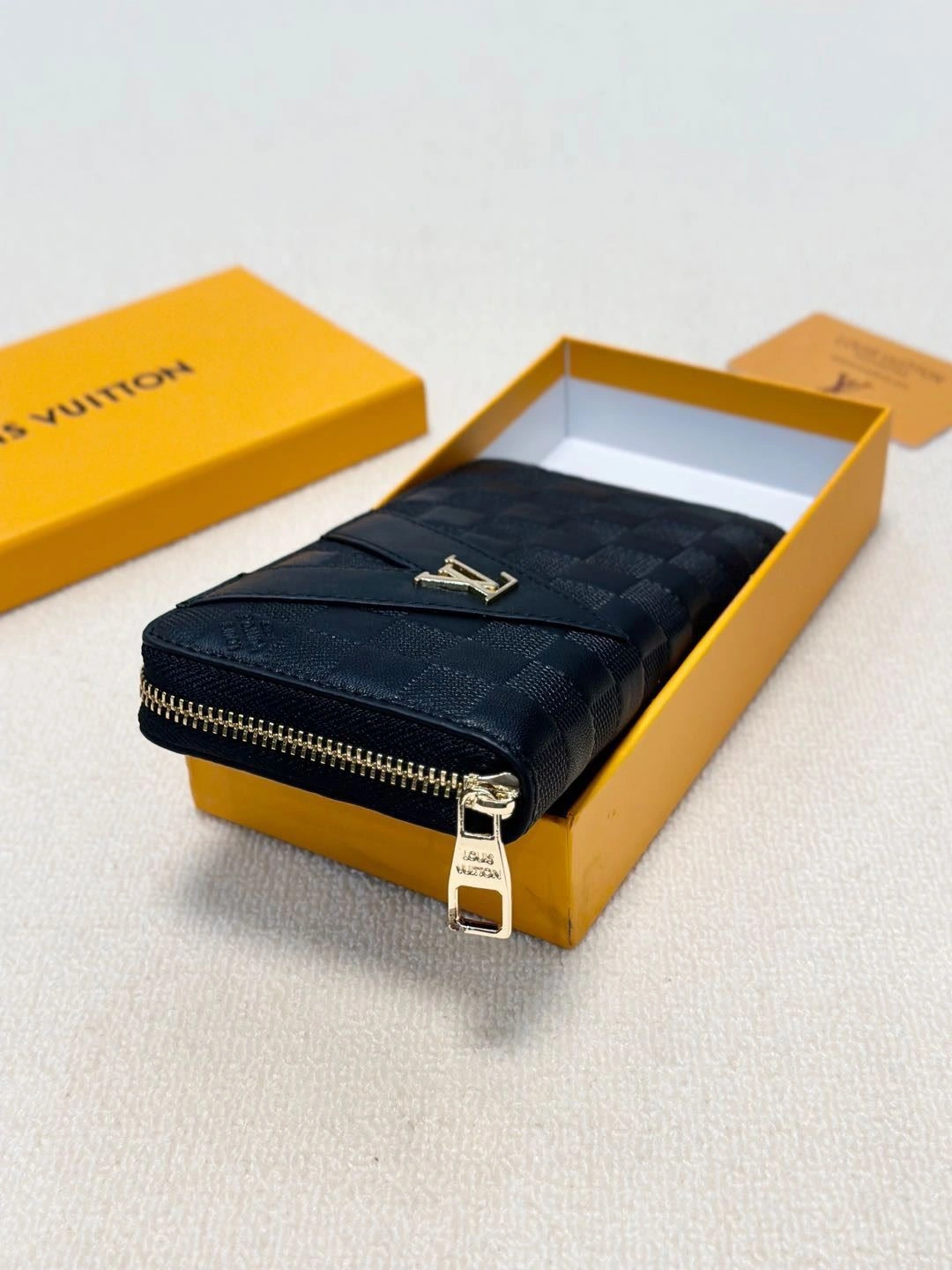Trendy Mens Louis Vuitton Clutch Bags 92704