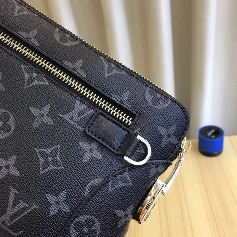 Original Mens Louis Vuitton Clutch Bags 92707