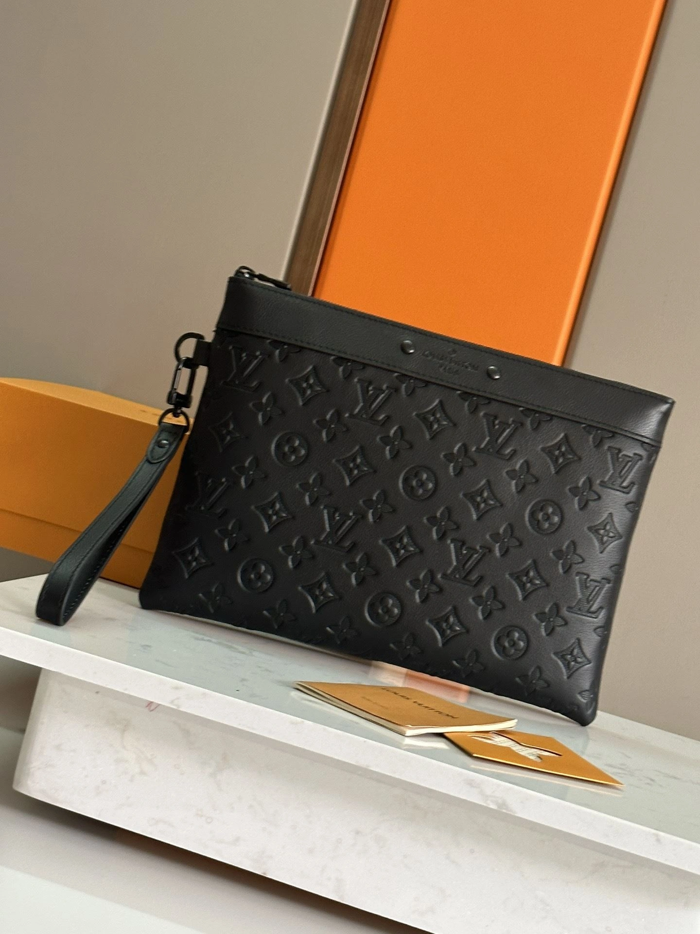 Mens Louis Vuitton Clutch Bags Versatile 91773
