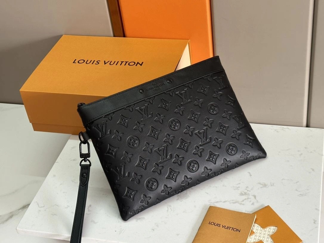Mens Louis Vuitton Clutch Bags Versatile 91773