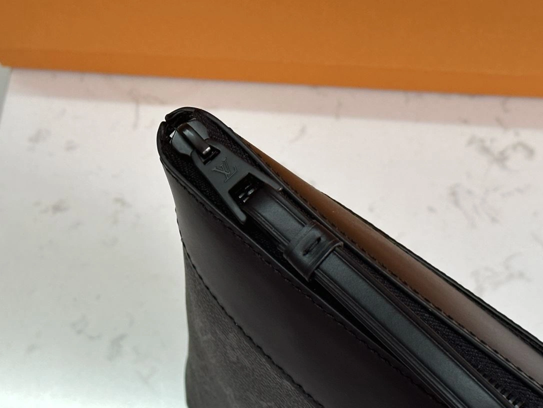 Mens Louis Vuitton Clutch Bags FastDry 91738