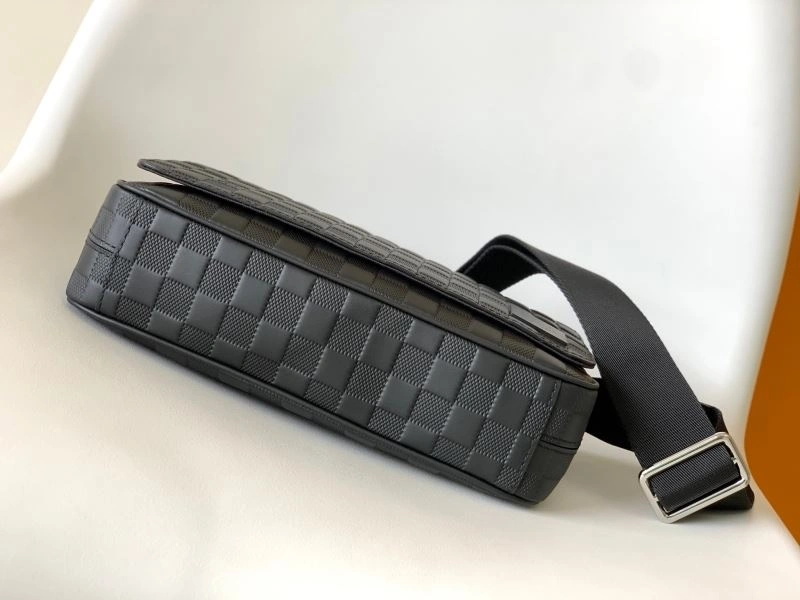 Mens Louis Vuitton Satchel Bags Cozy 94122