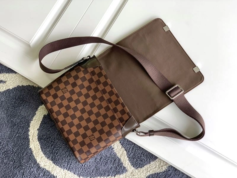 Fashionable Mens Louis Vuitton Satchel Bags 94109