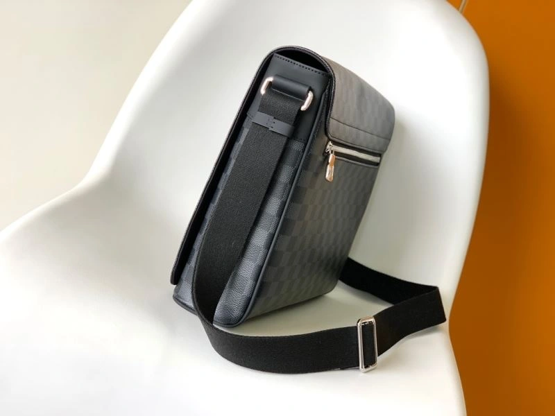 Snug Mens Louis Vuitton Satchel Bags 94072