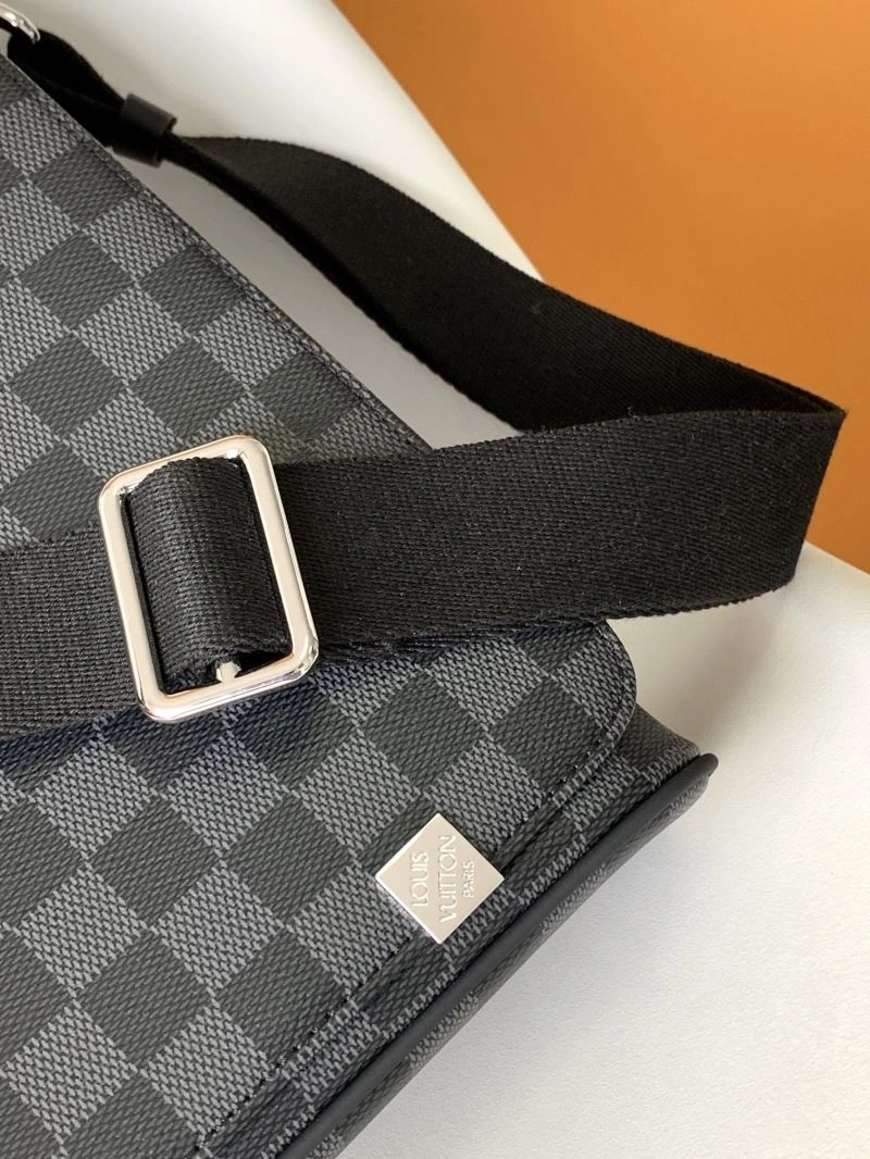 Snug Mens Louis Vuitton Satchel Bags 94072