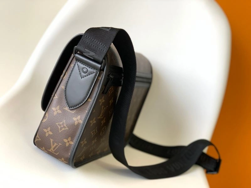 Mens Louis Vuitton Satchel Bags WaterResistant 94105