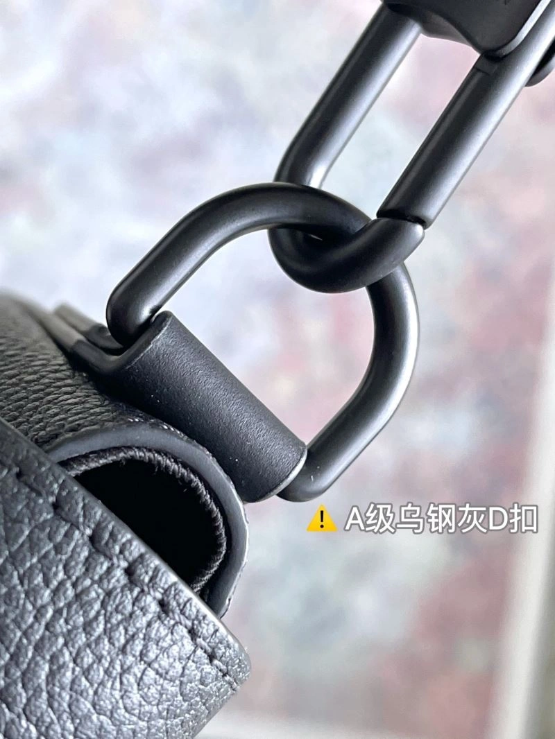 Flexible Mens Louis Vuitton Satchel Bags 93992