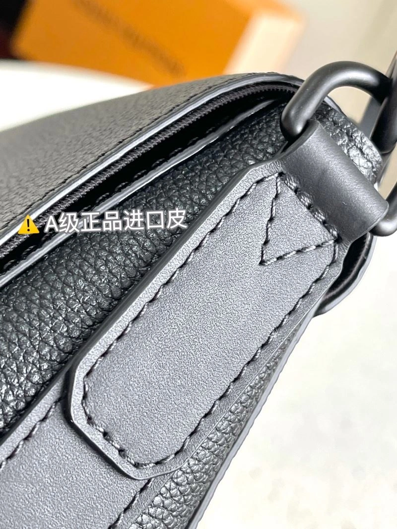 Flexible Mens Louis Vuitton Satchel Bags 93992