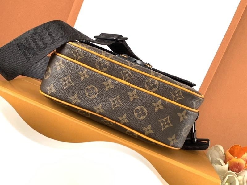 Mens Louis Vuitton Satchel Bags TimelessDesign 93694