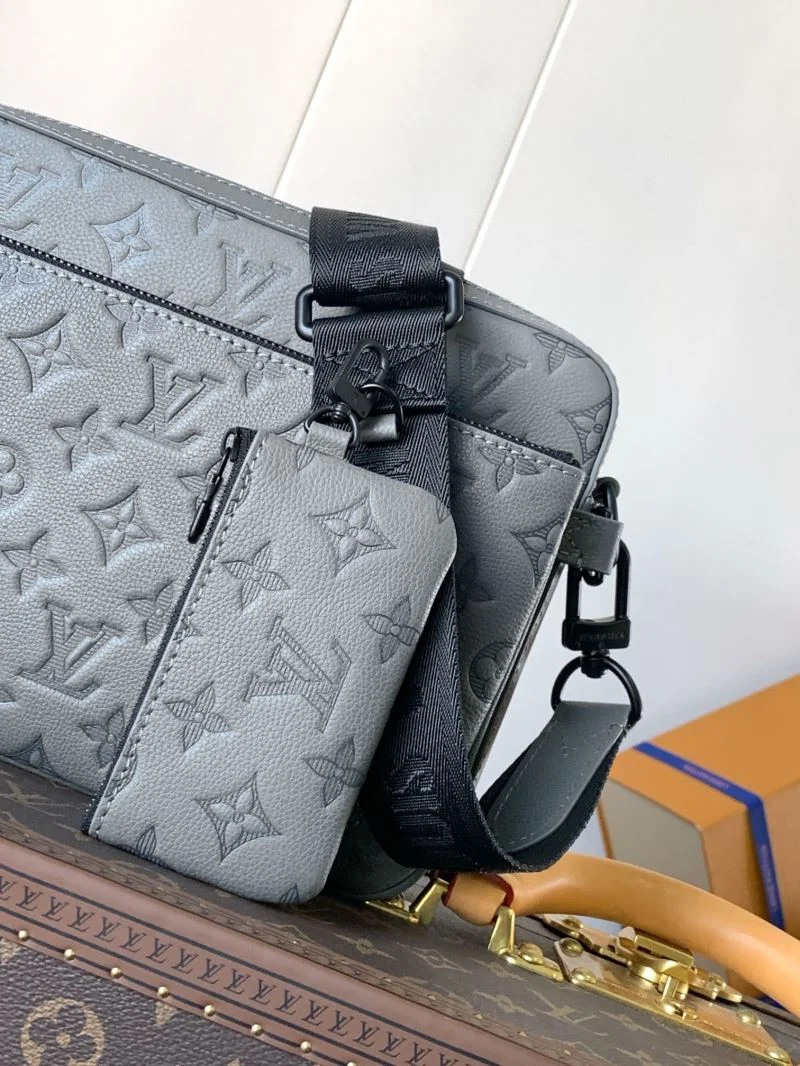 Mens Louis Vuitton Satchel Bags SmoothTexture 43214
