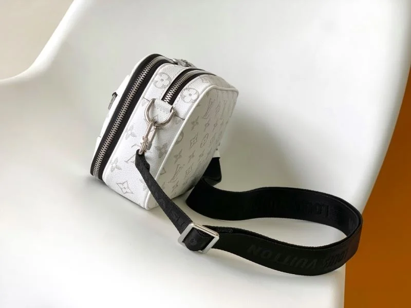 Mens Louis Vuitton Satchel Bags QuickDry 42057
