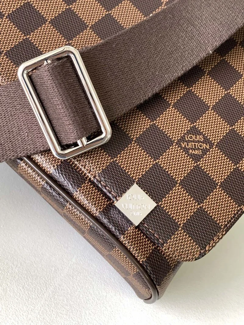 Mens Louis Vuitton Satchel Bags EasyMatch 42047