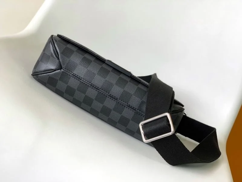 Mens Louis Vuitton Satchel Bags Attractive 42055
