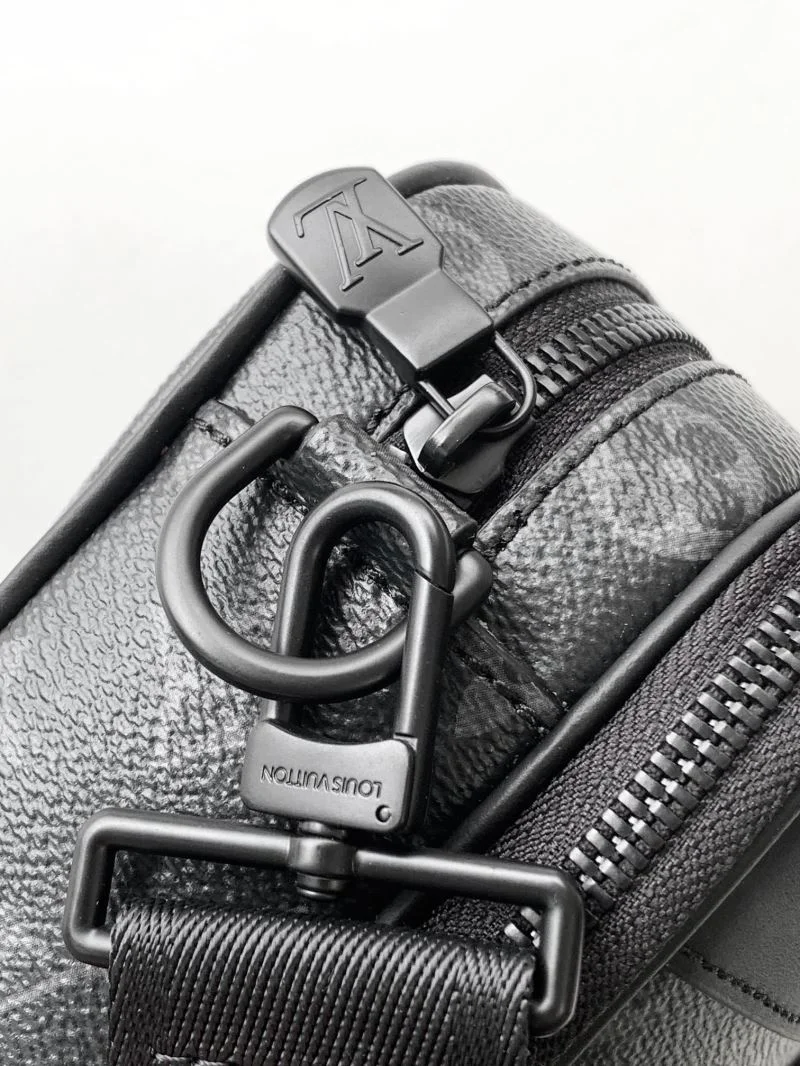 UrbanChic Mens Louis Vuitton Satchel Bags 42032