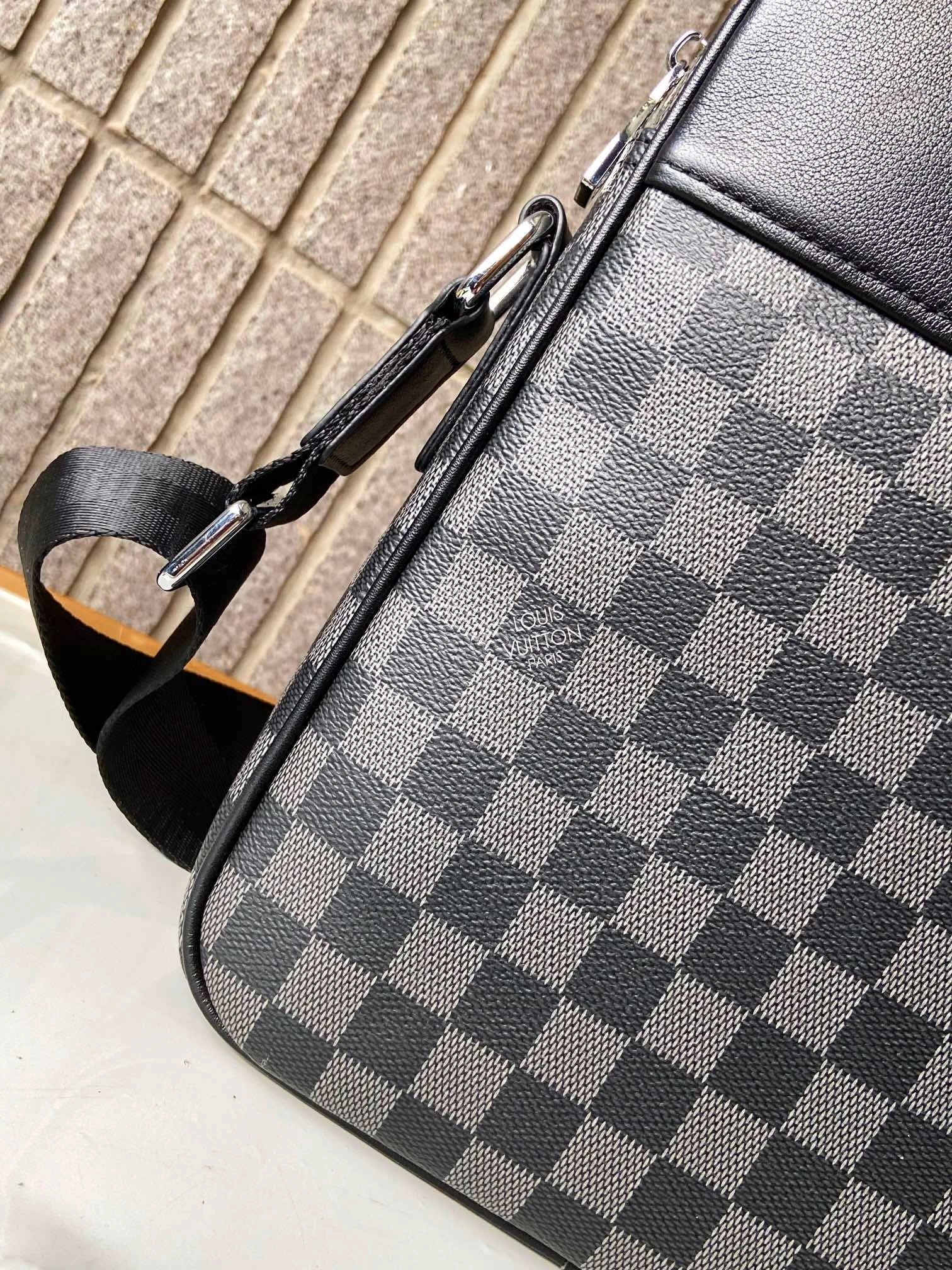 Affordable Mens Louis Vuitton Satchel Bags 92696