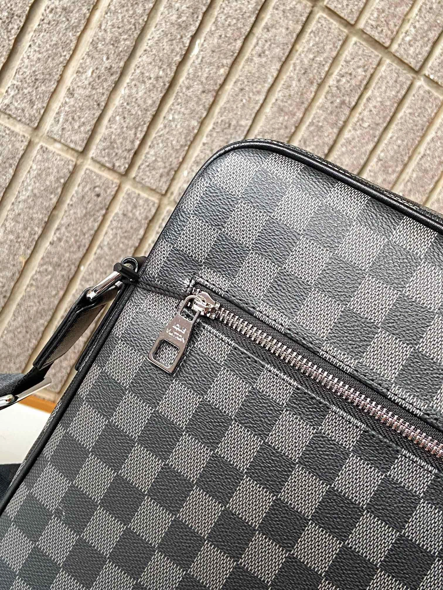 Affordable Mens Louis Vuitton Satchel Bags 92696