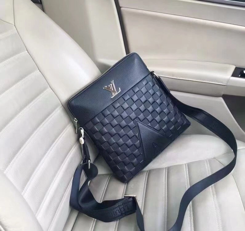 Mens Louis Vuitton Satchel Bags TechFriendly 92706