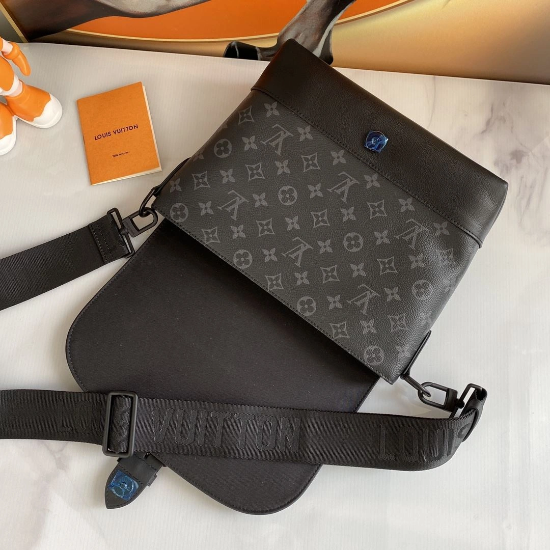 Compact Mens Louis Vuitton Satchel Bags 92687