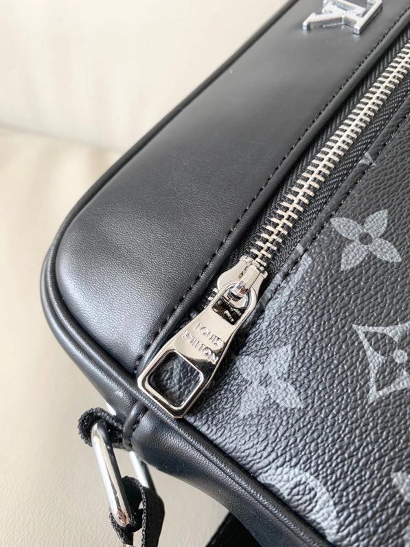 Mens Louis Vuitton Satchel Bags Comfortable 92680
