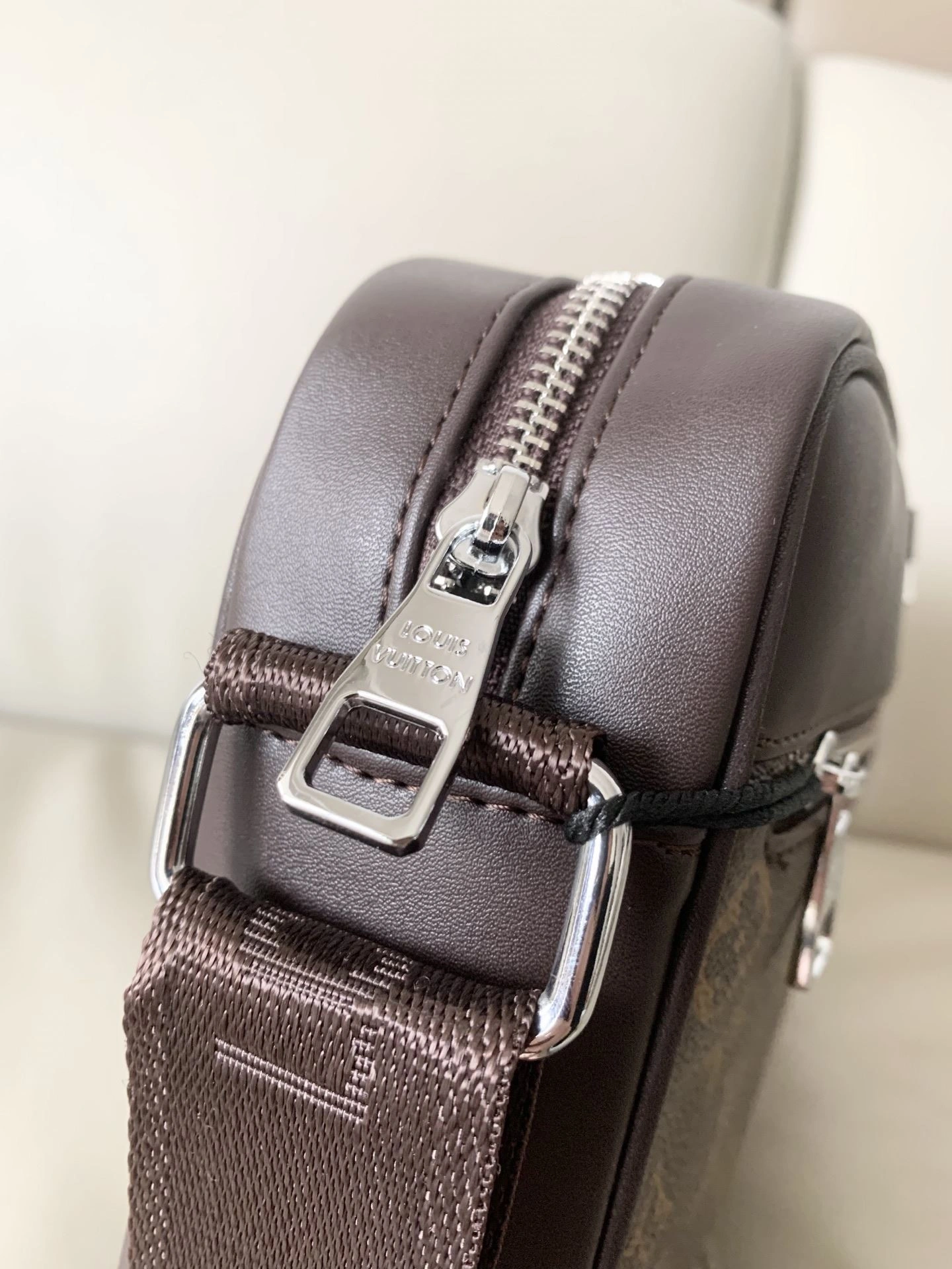 Mens Louis Vuitton Satchel Bags ModernLook 92727