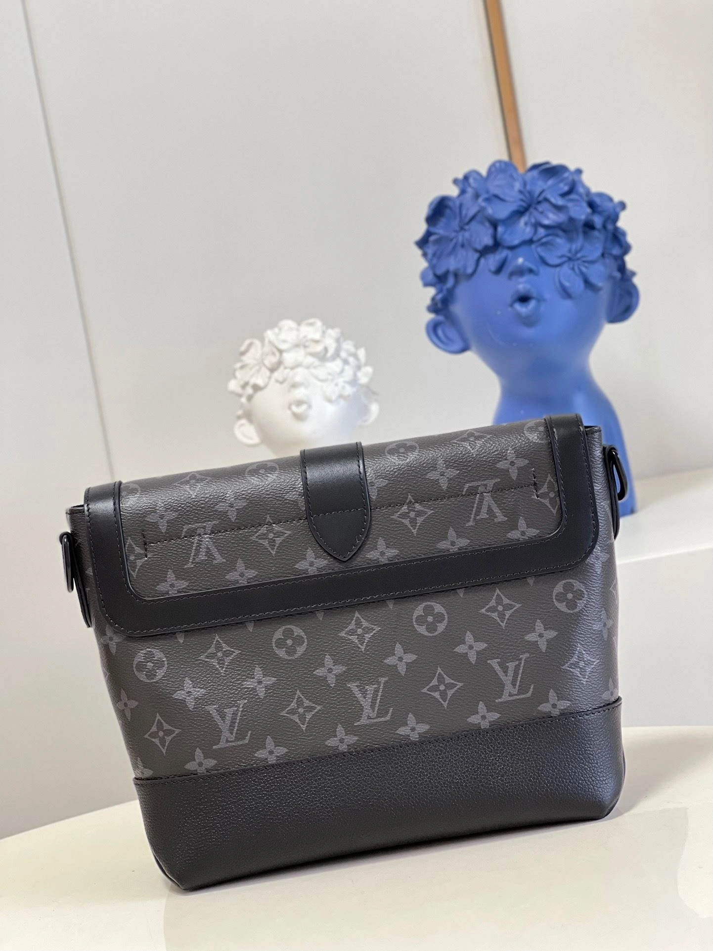 Mens Louis Vuitton Satchel Bags StreetReady 92688