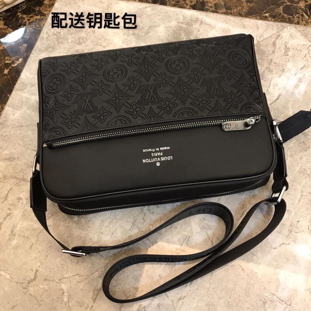 UrbanChic Mens Louis Vuitton Satchel Bags 92681