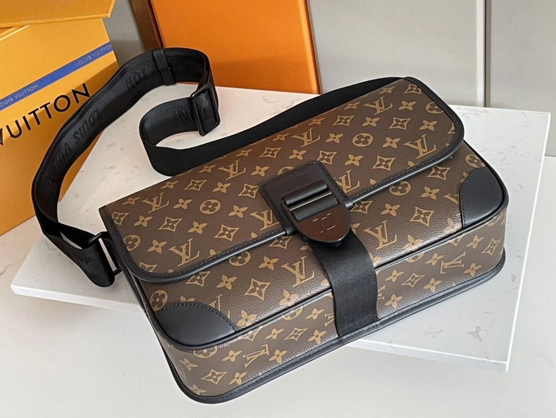 Mens Louis Vuitton Satchel Bags EasyMatch 91732