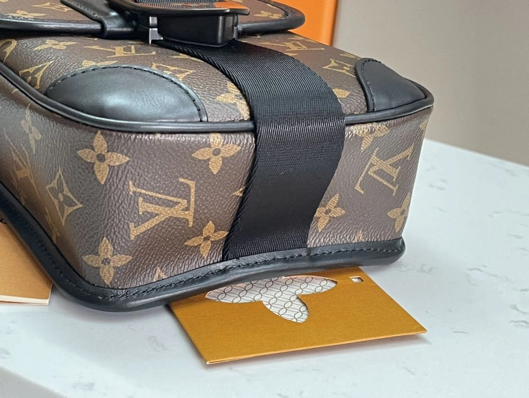Classic Mens Louis Vuitton Satchel Bags 91731