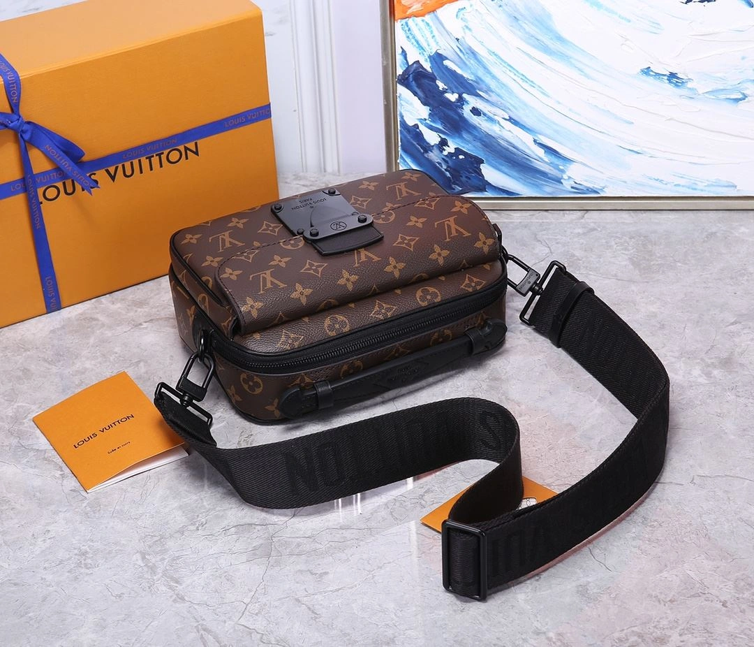 Mens Louis Vuitton Satchel Bags Lightweight 91726