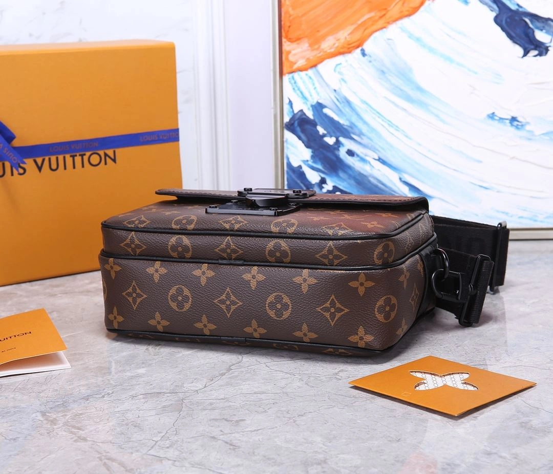 Mens Louis Vuitton Satchel Bags Lightweight 91726