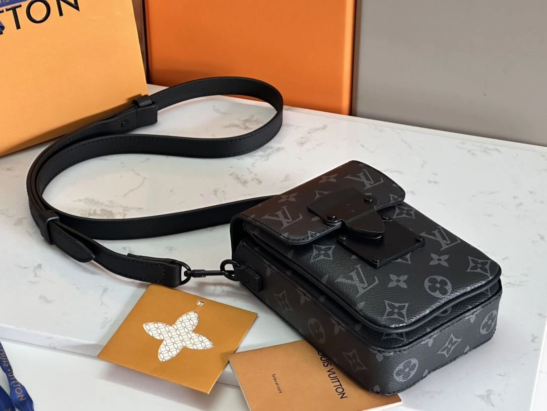 Affordable Mens Louis Vuitton Satchel Bags 91750