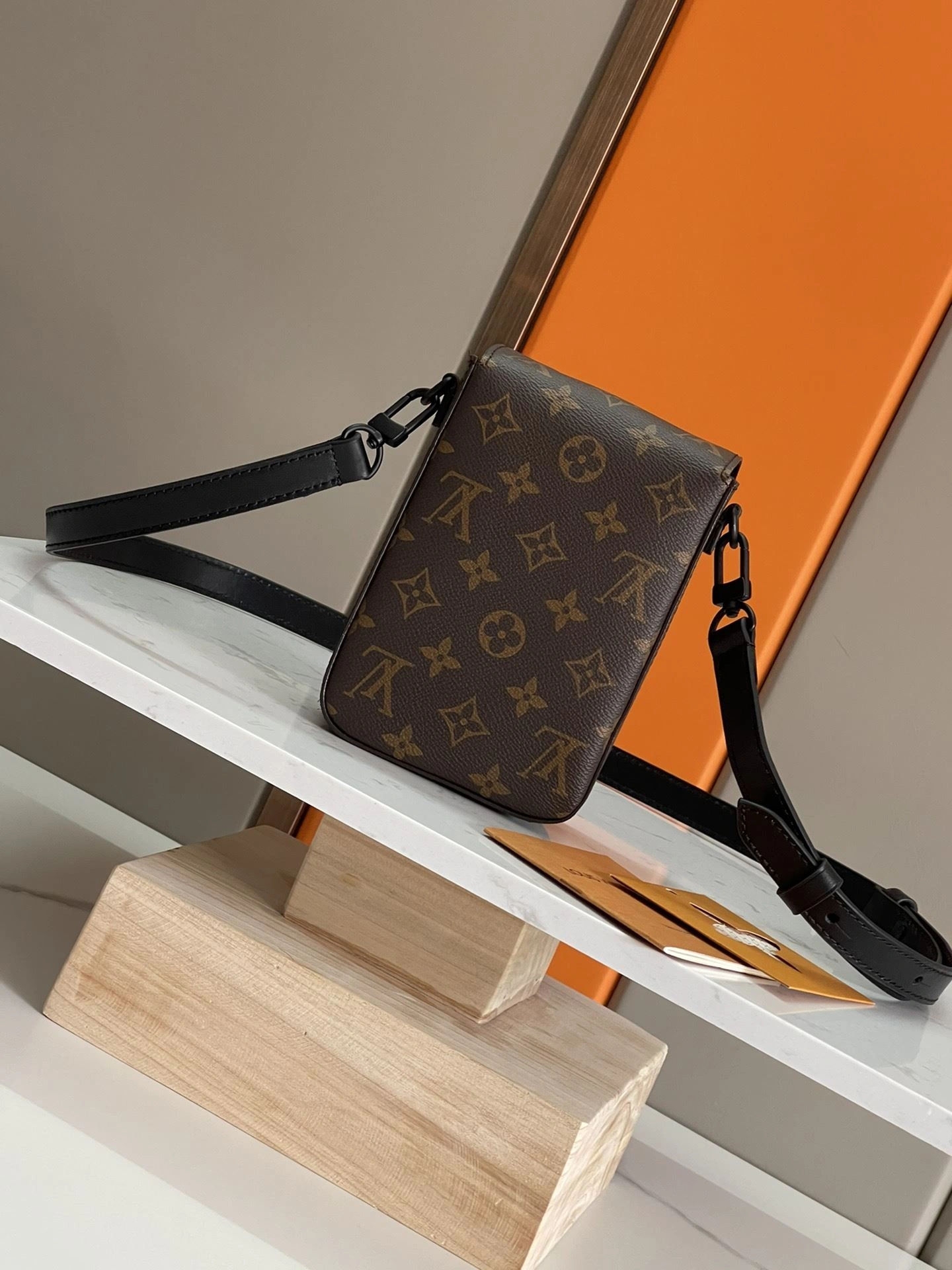 Efficient Mens Louis Vuitton Satchel Bags 91722
