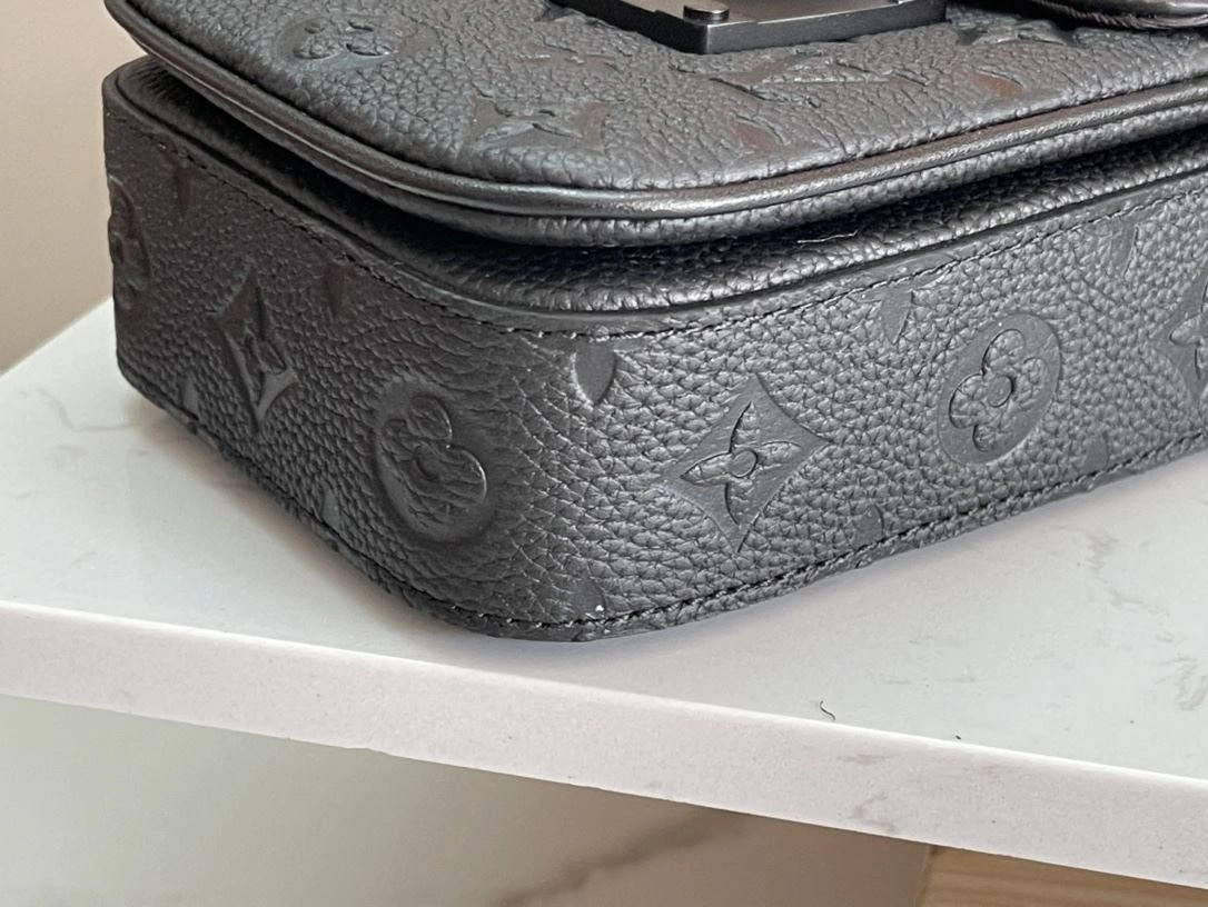 Mens Louis Vuitton Satchel Bags OdorResistant 91748