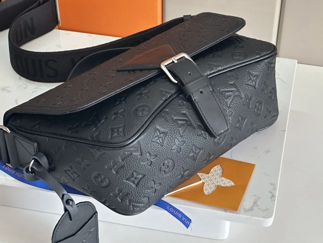 Attractive Mens Louis Vuitton Satchel Bags 91751
