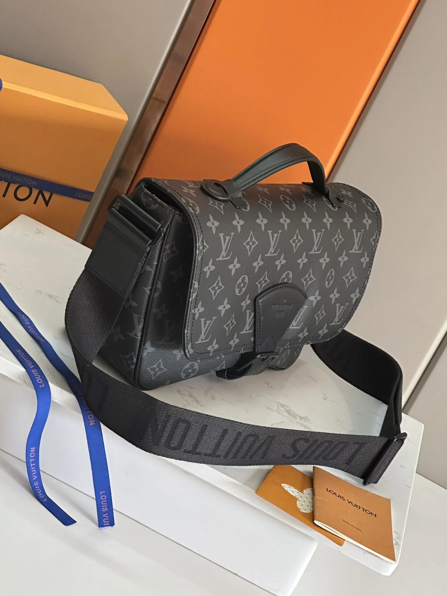 Minimalist Mens Louis Vuitton Satchel Bags 91721