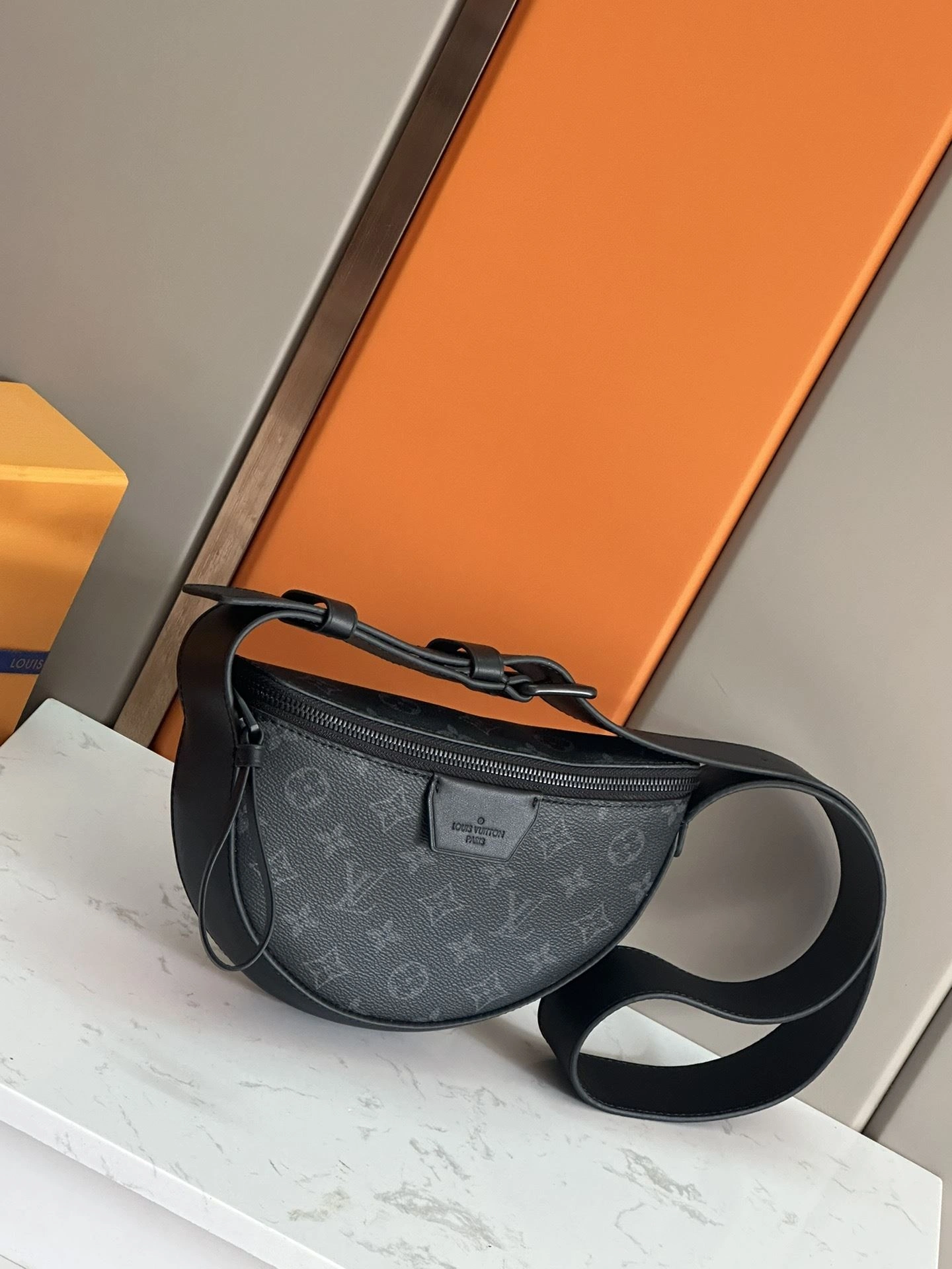 Mens Louis Vuitton Satchel Bags Sustainable 91714