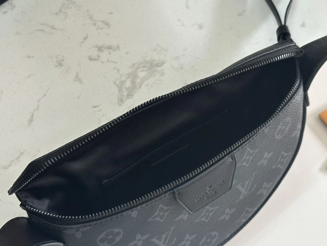 Mens Louis Vuitton Satchel Bags Sustainable 91714