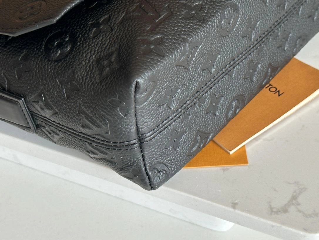 WrinkleFree Mens Louis Vuitton Satchel Bags 91712