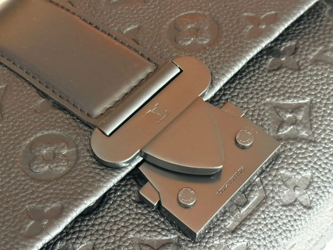 WrinkleFree Mens Louis Vuitton Satchel Bags 91712