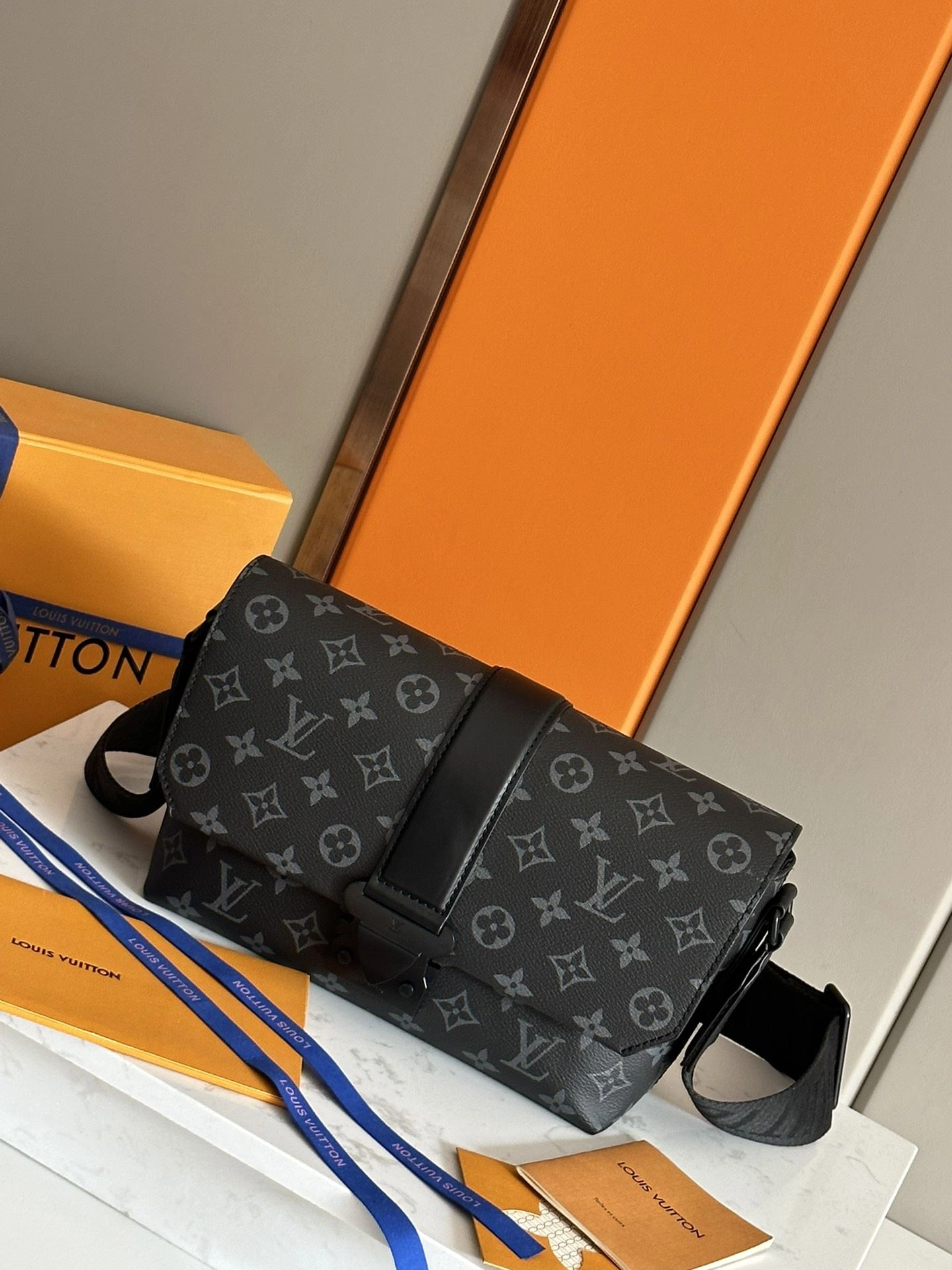 BestValue Mens Louis Vuitton Satchel Bags 91711