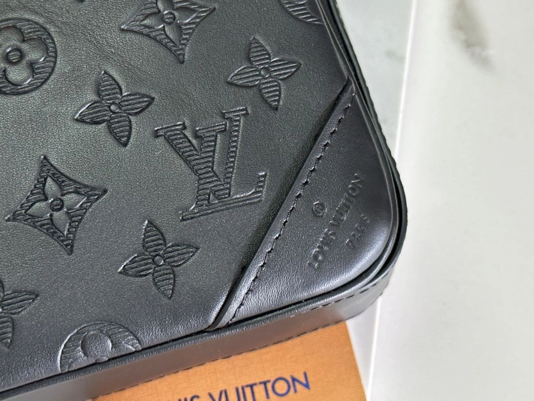 Mens Louis Vuitton Satchel Bags SunProtective 91707